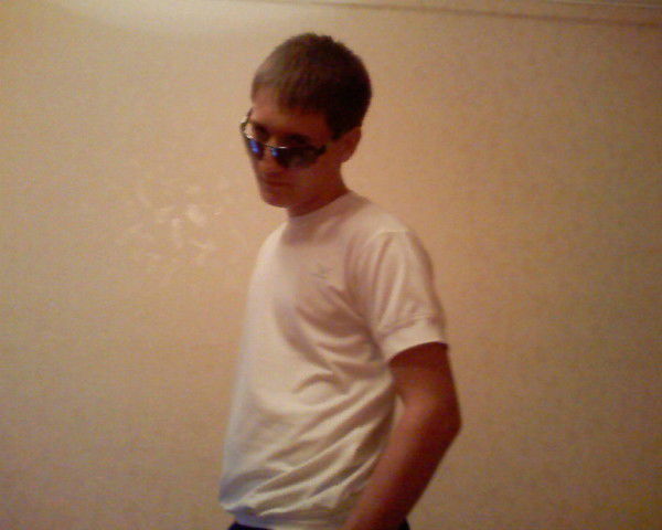 Алекс Келирион