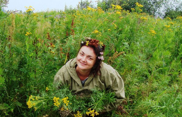 Лилия Белая