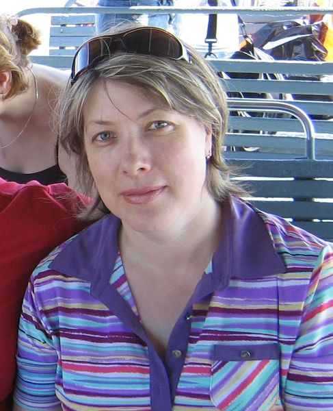 Лена Поломошных