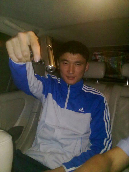 Адлет Ахметов