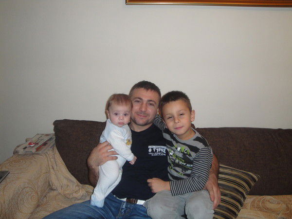 Konstantin Aslanidis