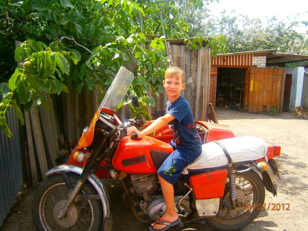 Денис Боровский