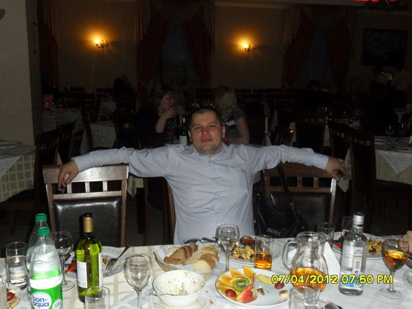 Александр Плотников