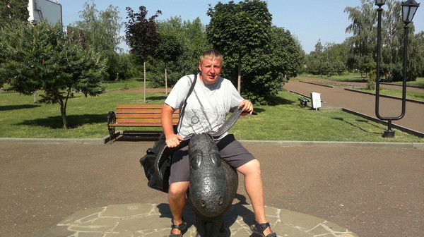 Антон Иванов