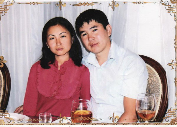 Женис Момынкул