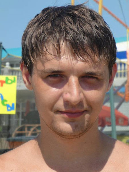 Александр Нерознак