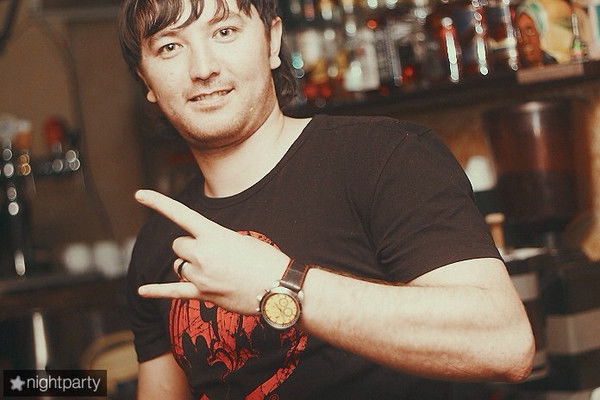 Диёр Садиков