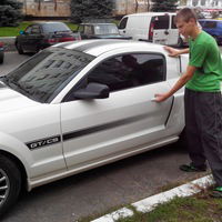 Руслан Ломоновський