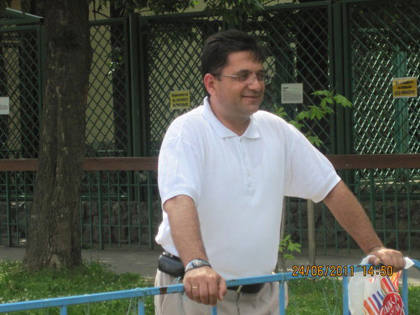 Руфи Ахмедов