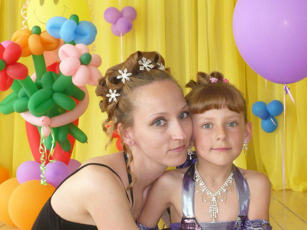 Елена Ушакова