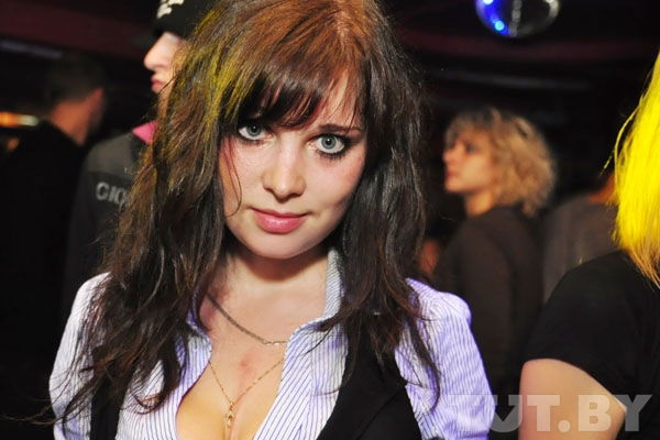 Неизвестно Неизвестно