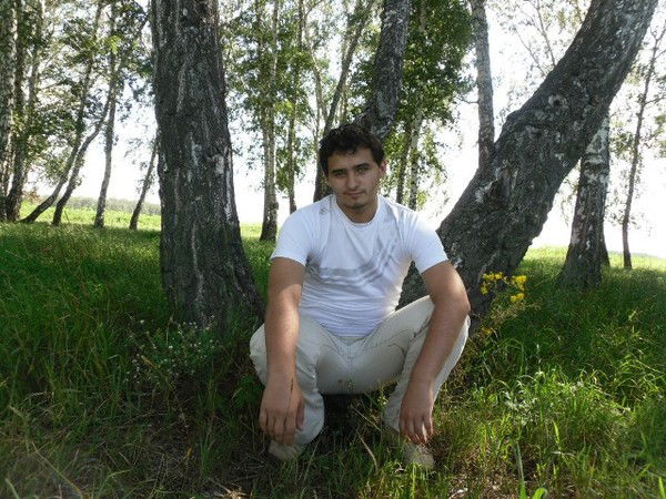 Паша Зырянов