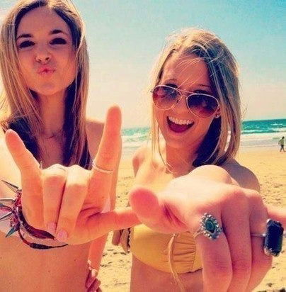 Энни* Бектурганова*