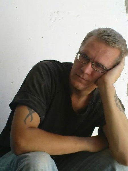 Саша Иванов