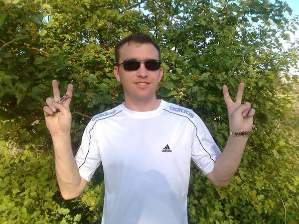 Олег Пожидаев