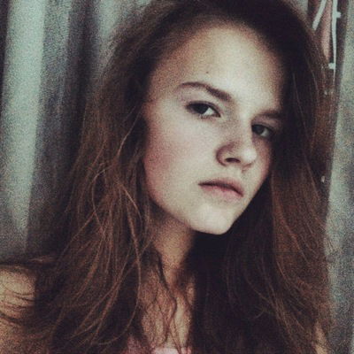 Таня Загуменова