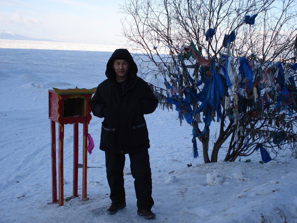 Олег Ангархаев