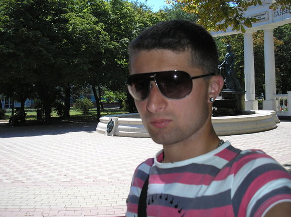 Влад Передерий