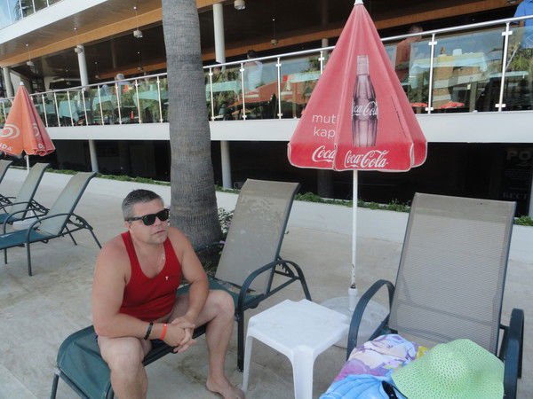 Владимир Петров