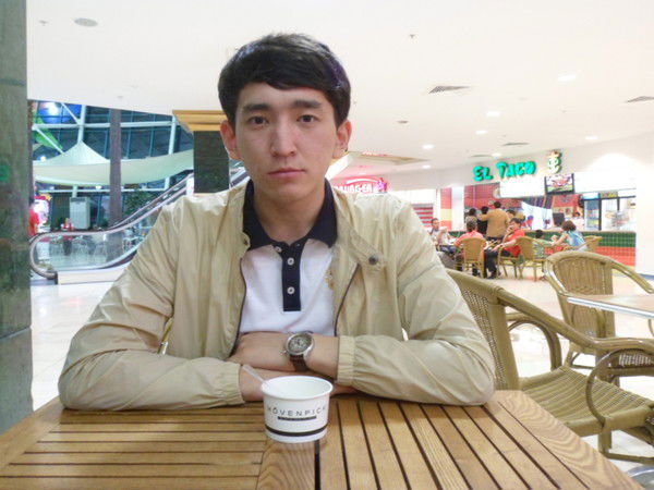 Алмат Жакетов