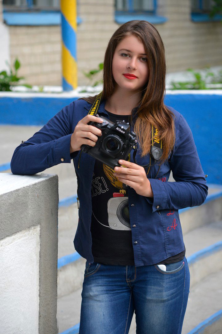 Валя Степанець