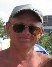 Анатолий Сушков