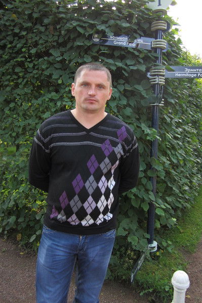 Александр Уханов