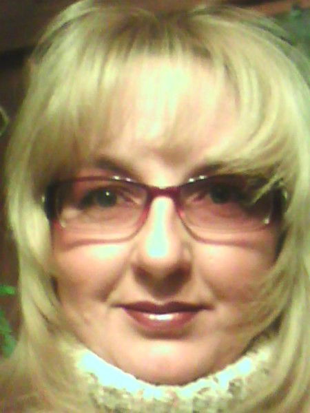 Лена Бахрамеева