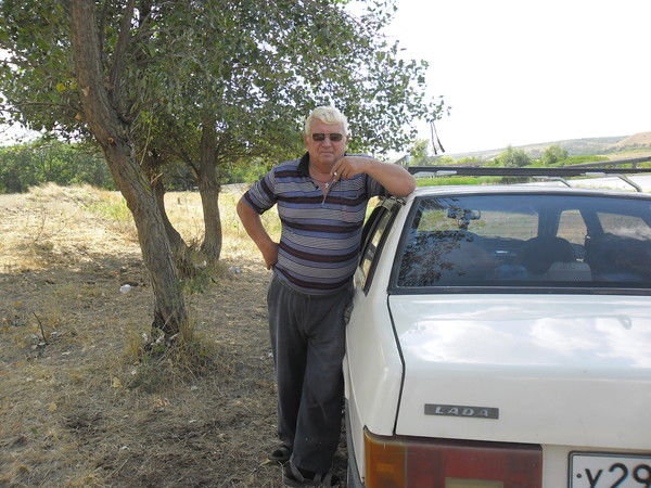 Александр Горелов