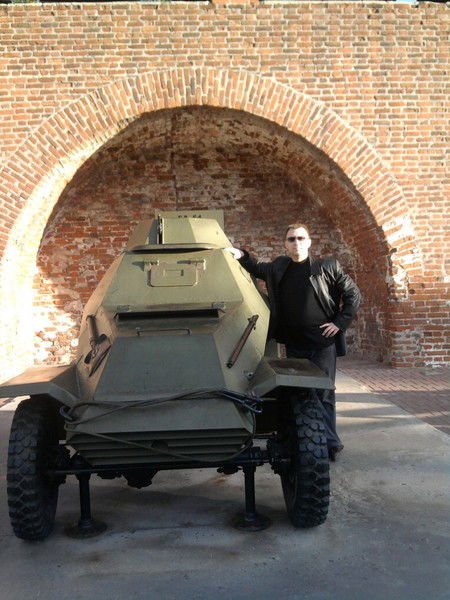 Андрей Лавров