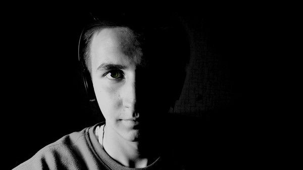 Андрей Никонов