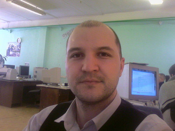 Алмаз Шамсумов