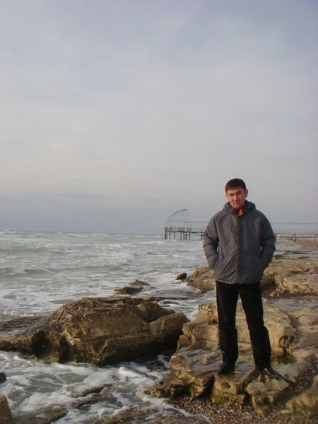 Алмаз Узакбаев