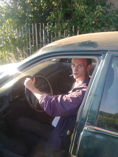 Иван Николаев