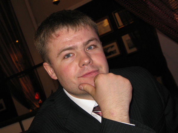 Андрей Новиков