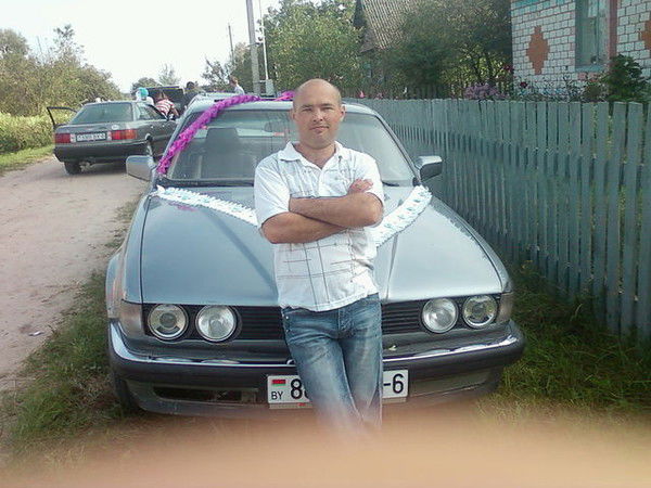 Виктор Микула