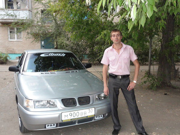 Евгений Жариков