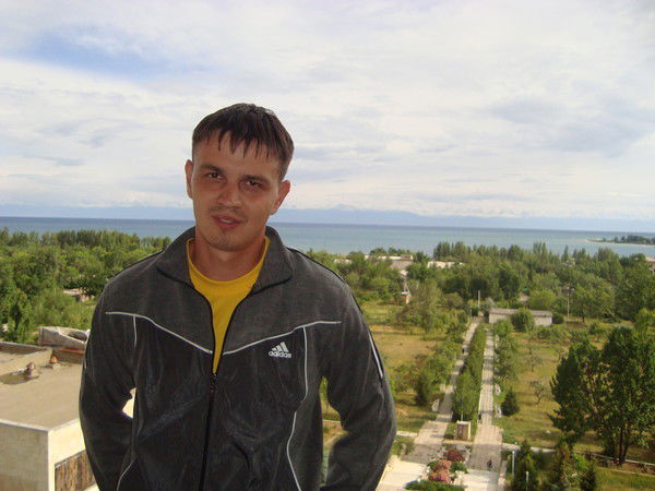 Антон Блинов