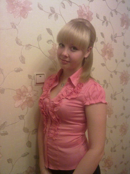 Ксения Астахова