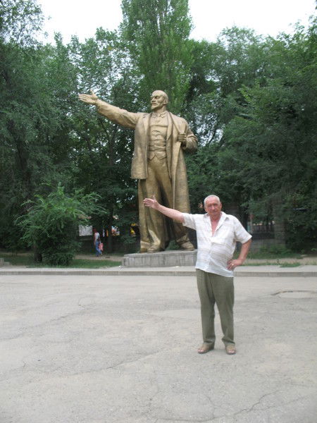 Анатолий Бондарь