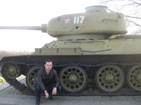 Влад Лоцманов