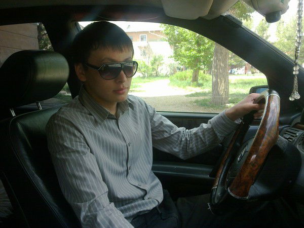 Азамат Кайыржанов