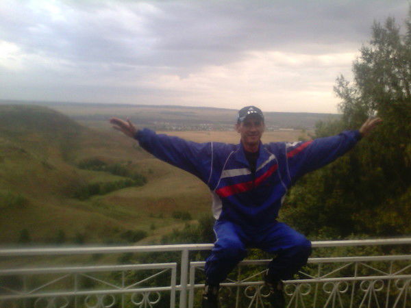 Дмитрий Офицеров