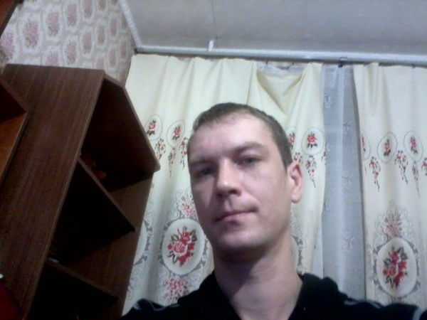 Евгений Хлызов