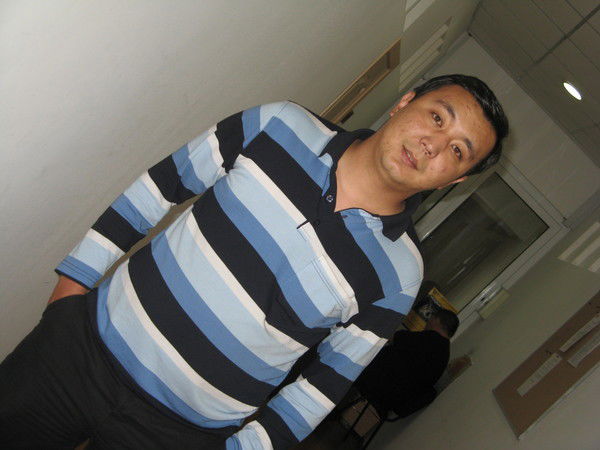 Адиль Султанов