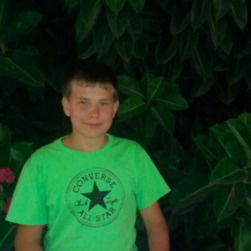 Олег Михайлов