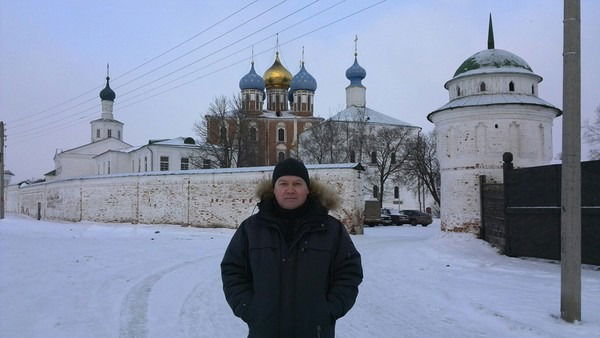 Владимир Новиков