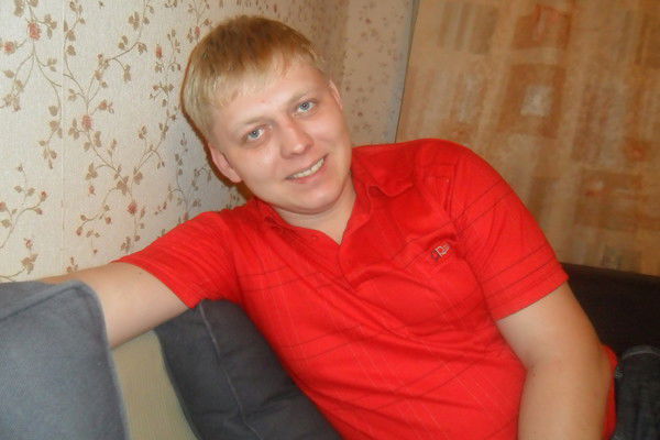 Антон Белый