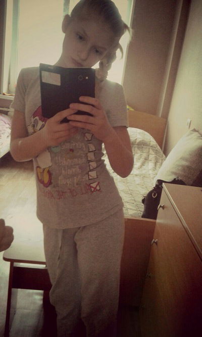 Женечка Золотых