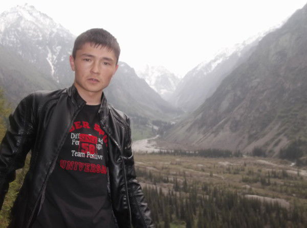 Адыл Текешов